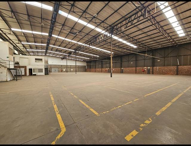 6,561M² WAREHOUSE TO LET IN HUGHES
